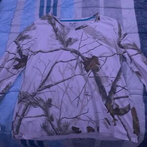 Real tree white forest long sleeve